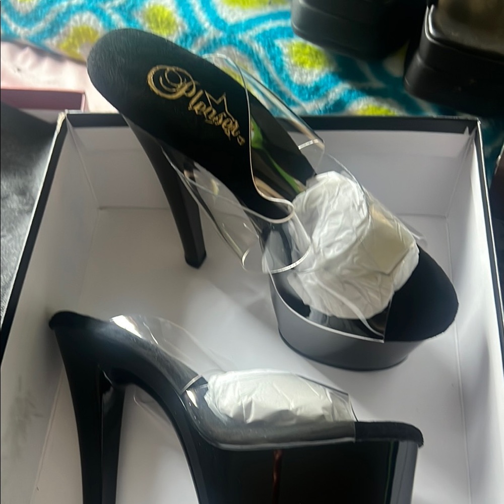 Pleaser Women's Black Platform Heels